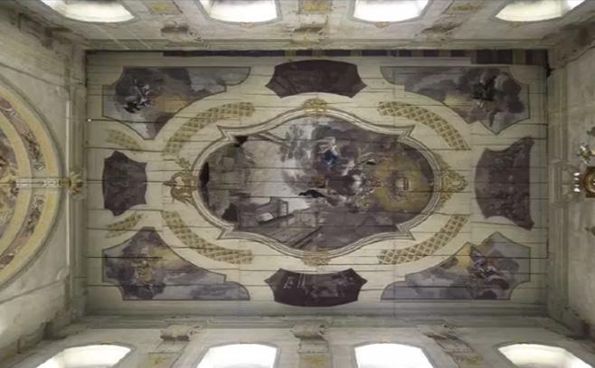 Myslím si, že zejména na venkově je nezbytné, aby se církev naučila s obcemi komunikovat. Jinak se ty věci nemohou pohnout dopředu.