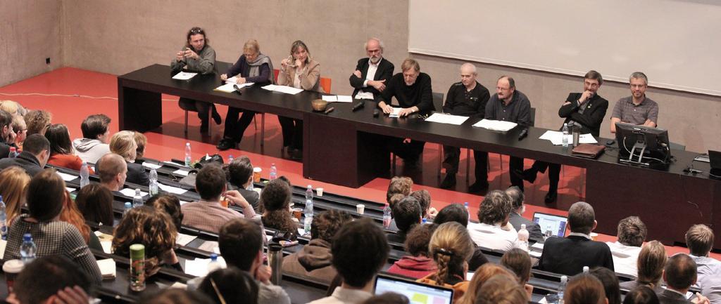 Inventura urbanismu 2015 PREZENTUJÍCÍ Jak učit architekty venkovu? v pořadí prezentací: Jiří Plos, JUDr. PhDr. Miroslav Cikán, doc. Ing. arch. Michal Kohout, doc. Ing. arch. David Tichý, doc. Ing. arch., Ph.