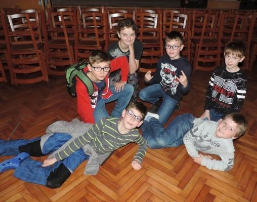 Školní zpravodaj č.17 (1.-15.květen 2017) Základní škola, Základní umělecká škola a Mateřská škola Lipnice n.s. Šachový turnaj v Oudoleni V pátek, 28.