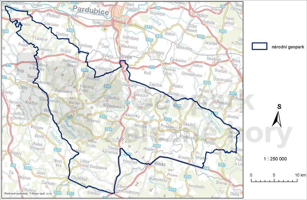 4.1.2 Územní vymezení geoparku Rozloha národního geoparku Železné hory (Doucek a kol., 2014: 32) činí 777,5 km². Území geoparku zasahuje do dvou krajů a to Pardubického kraje a kraje Vysočina.