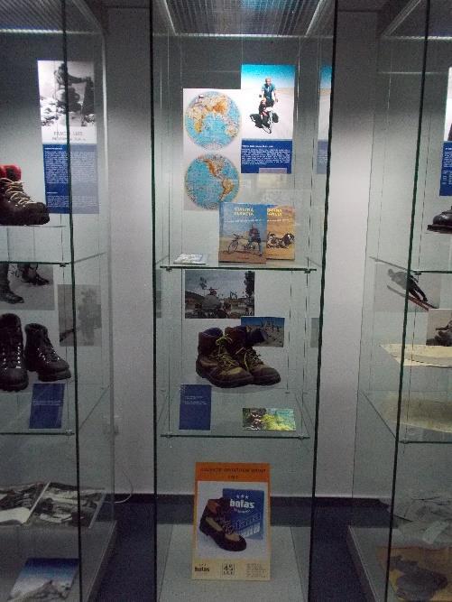 Obr.: 29 Expozice obuvnictví, Zdroj: Archiv autorky (2016) Druhou expozicí je expozice kamenictví. Ta přibližuje kamenickou historii a skládá se z vnitřní a venkovní expozice.