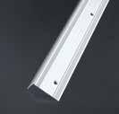 Kategorie namáhaní Schodová hrana vrtaná 70x55 mm Stair nosing drilled 70x55 mm Hliníkový profil s předvrtanými otvory na zapuštěné šrouby je vhodný pro ochranu a ukončení schodových  Samolepící