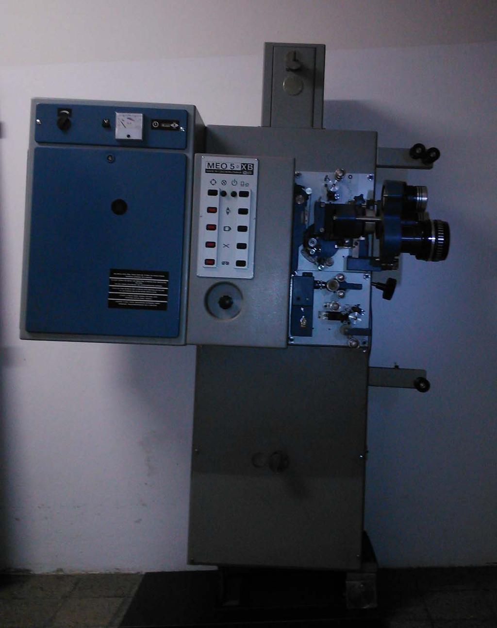 35 mm filmový projektor