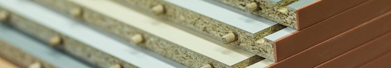 SKŘÍŇOVÝ NÁBYTEK Skříně jsou vyráběny z oboustranně laminovaných desek tloušťky 19 mm. Vysoká tuhost a pevnost jsou zajištěny kolíkovými spoji a zády skříní z laminovaných desek tloušťky 19 mm.