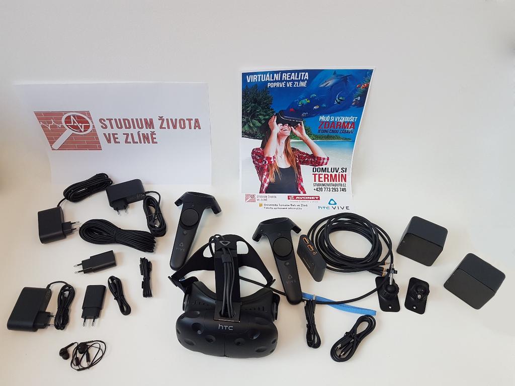Obrázek 1. Součásti HTC Vive Podstatnou součástí pro fungování VR je dobře vybavený počítač s výkonnou grafikou. Počítačová sestava není součástí balení HTC Vive.
