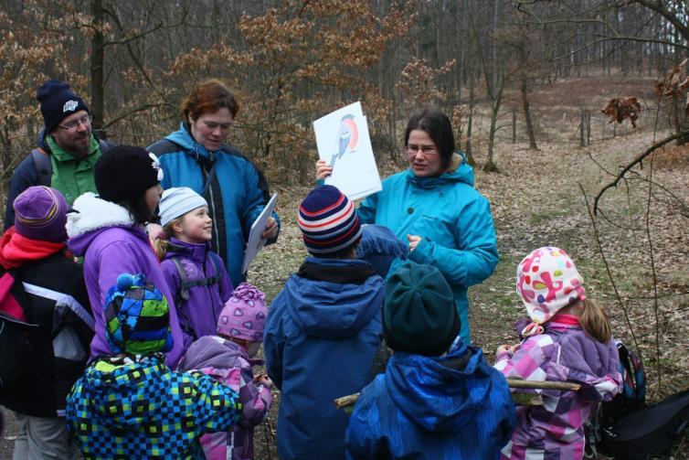 Na jaře jsme nabízeli čtyři dny v týdnu předškoličku pro děti - program kde si děti mohou vyzkoušet, jaké je to být sám bez maminky.