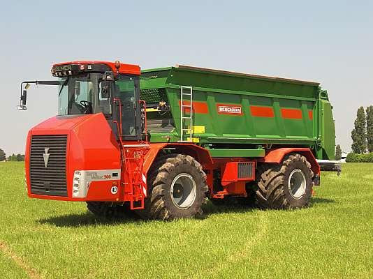 stroje firem Terra-Gator, Horsch nebo Farmet jako nosiče nejrůznějších nástaveb pro hnojení tuhými nebo kapalnými hnojivy, přípravu půdy a setí atd.