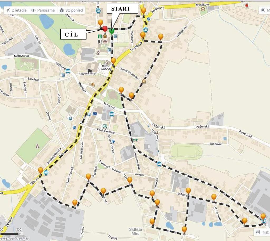 PACOVSKÝ OKRUH 2015 Místo soutěže a trať Trať soutěže měří celkem 30,1 km, vede z části po původním historickém okruhu. Start a cíl je před zámkem v Pacově.