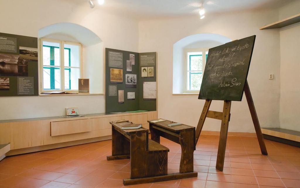 Po uvítacím slovu moderátorky celého odpoledne, paní Marie Janoušové, si návštěvníci nejprve vyslechli slavnostní projevy.