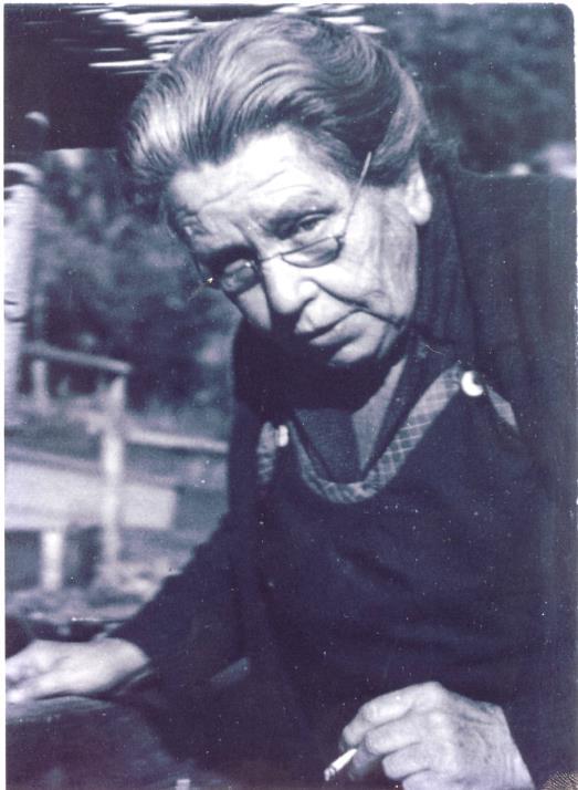 Skalničky nejen pěstovala, ale také je s láskou kreslila a velmi poeticky o nich psala do firemního katalogu.