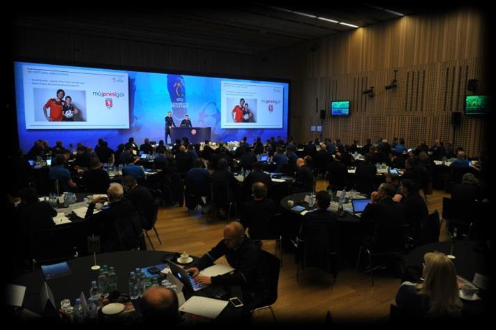 GRASSROOTS KONFERENCE FAČR Viz UEFA Grassroots Workshop (Lublaň 2016) 1x za 2 roky národní konference (sudé roky) 1x za 2 roky 14 krajských konferencí (liché roky) Národní říjen 2016 (předseda,
