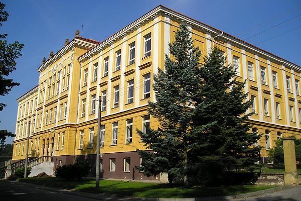 Seminární adresa: RNDr. Aleš Trojánek, PhD.