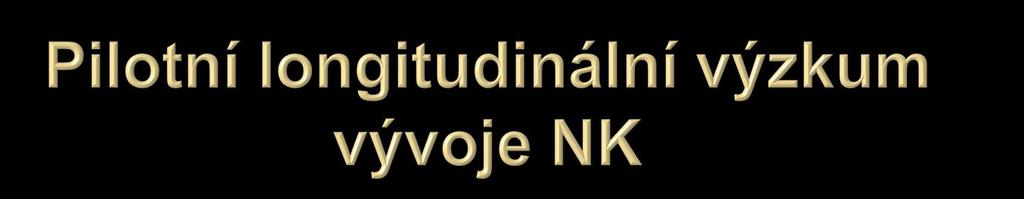 Longitudinální, resp. mikrogenetický výzkum na stabilním vzorku. V tomto druhém výzkumu jsme kromě věku sledovali i SES jako další proměnnou (Shiro, 2010).