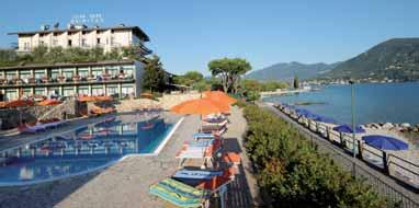 20 m AI SOFT PARK HOTEL CASIMIRO VILLAGE poloha: Lago di Garda - San Felice del Benaco, jezero - 20 m, centrum - 2 km vybavenost a služby: recepce / lobby, restaurace, bar, venkovní bar, piano bar 5x