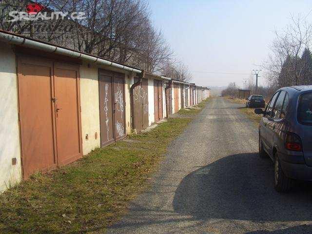 Závěr srovnávací metody: Srovnávací hodnota se pohybuje v rozmezí 2.847,- až 4.978,- Kč/m2 podlahové plochy.