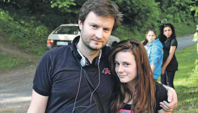 Každopádně jsem sám zvědavý, jak si povede. Jaký klíč jste volili při obsazování hereckých profesionálů a neherců?