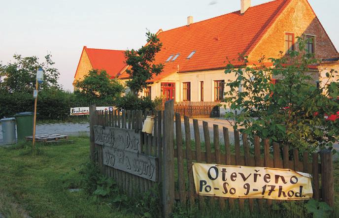 století jsou v Litovli zaznamenáni první kupci, do té doby prodával každý jen své výrobky (řemeslník, zemědělec).