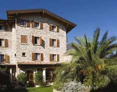 Hotel ANTICO MONASTERO **** Popis: hotel vybudovaný ze starobylého kláštera ze 14. století.