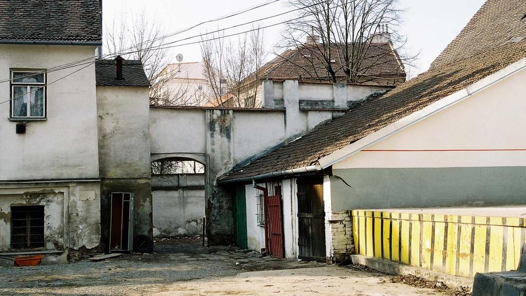 Stav před