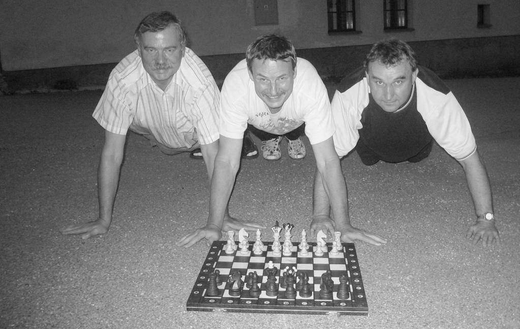 VETERÁNY a Zasilatelstvím Železník PARDUBICE. Poslední partie jsme zodpovědně konzultovali.