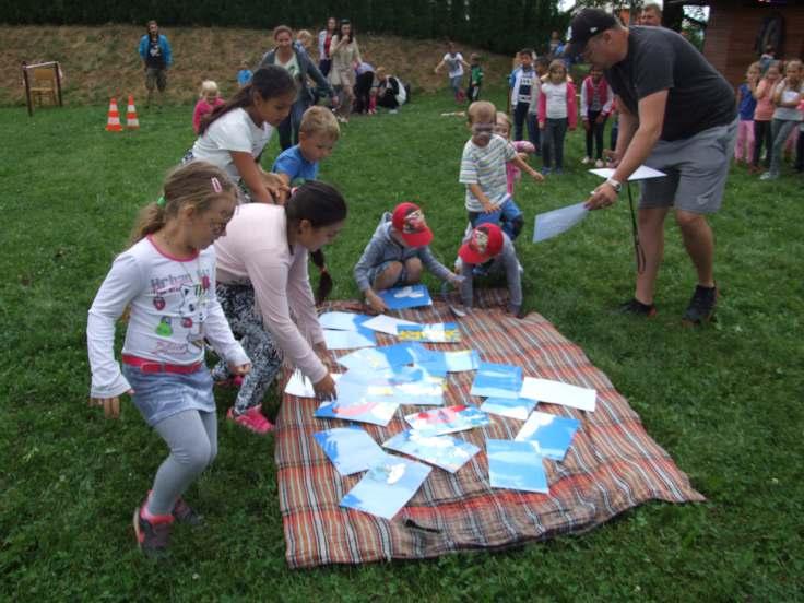 Vaše ochota a nadšení pro zábavu a zejména pomoc druhým oslovilo nejen naše pracovníky, ale určitě také děti. Také ještě jednou děkuji za dárečky, které si děti mohly z vaší akce odvést.