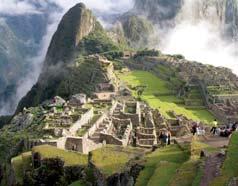 PERU 1. den Odlet z Prahy s přestupem do hlavního města Peru. Transfer na ubytování. 2. den Prohlídka LIMY s dochovanými ukázkami koloniální architektury. Nocleh. 3.