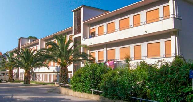 KAMPÁNIA VILLAGGIO CERULLO TALIANSKO PAESTUM Taliansko Caserta Neapol Vezuv PAESTUM Capri ASCEA MARINA MARINA DI CAMEROTA Stredozemné more FAKULTATÍVNE VÝLETY Ostrov Capri celodenný výlet autobusom a