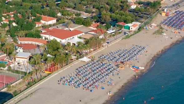 VILLAGGIO MACINELLE TALIANSKO MARINA DI CAMEROTA VILLAGGIO LE PALME TALIANSKO ASCEA MARINA NOVINKA od 485 NA STRANE 278 DOBRÁ 50 PLÁŽ 50 METROV ANIMÁCIE od 352 NA STRANE 278 PRI PLÁŽI ANIMÁCIE