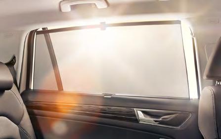 26 Komfort 27 ROLETKY NA ZADNÉ BOČNÉ SKLÁ Mechanické roletky výrazne zvyšujú komfort cestujúcich