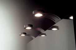 halogene žarnice : 20W 12VAC G4 osram - montaža luči možna na steno