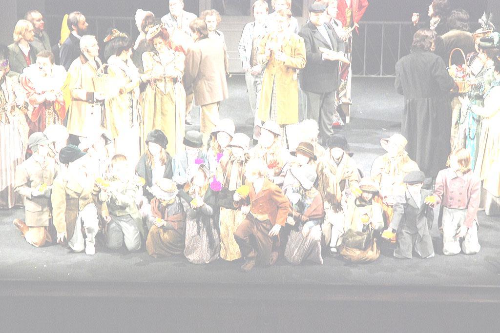 opera Premiéra: Délka představení: Počet přestávek: Dirigent: Režie: Výtvarník kostýmů: Výtvarník scény: Sbormistr: