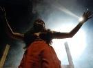 Peškova originální dramatizace, která slavila úspěchy na řadě divadelních festivalů, je psána s nadhledem, odlehčenou dramatickou formou se zpěvy.