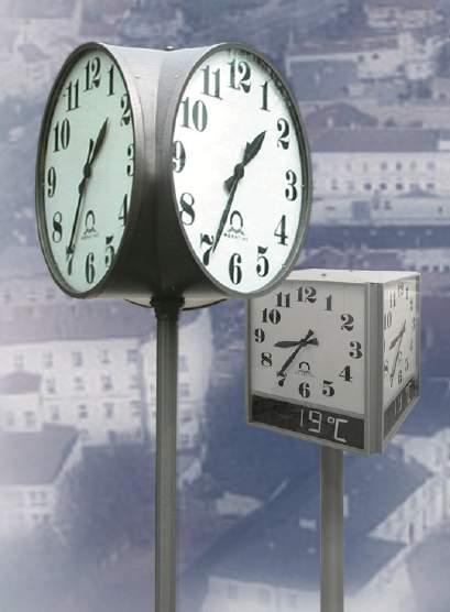 Exteriérové analogové hodiny METRO Exteriérové kulaté nebo čtvercové hodiny provedení od jednostranných nástěnných až po čtyřstranné sloupové lakovaný hliníkový rám s krytím IP 54, ploché krycí sklo