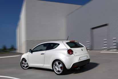 Model MiTo však patrí do triedy kompaktných trojdverových hatchbackov s celkovou dĺžkou okolo štyroch metrov. Efektný interiér Predné pozície disponujú dostatkom priestoru.