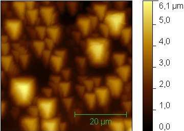 a) oblast 1 NSG10/TiN, 20 µm/s, 50 x 50 µm b) oblast 2 NSG10/TiN, 20 µm/s, 50 x 44 nm Obr. 49: Struktura povrchu po vytvoření selektivního emitoru 6.