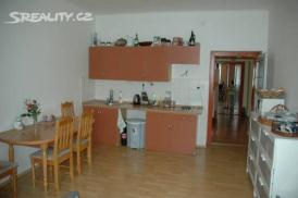 mírné změny dispozice a další. Dveře jsou opatřeny dřevěnými obložkovými zárubněmi, okna jsou vybavena žaluziemi. Kč/m2 K1 K2 K3 K4 K5 K6 K7 Uprav.jedn.cena 30.
