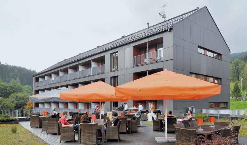 BAZÉN WHIRLPOOL DĚTI do 10 LET ZDARMA SAUNA LANOVKA NA ČERNOU HORU STEZKA KORUNAMI STROMŮ NEDALEKO HOTELU SKIRESORT HOTEL OMNIA**** Janské Lázně, Krkonoše TÝDENNÍ CVIČENÍ V ČR CVIČENÍ V ZAHRANIČÍ n
