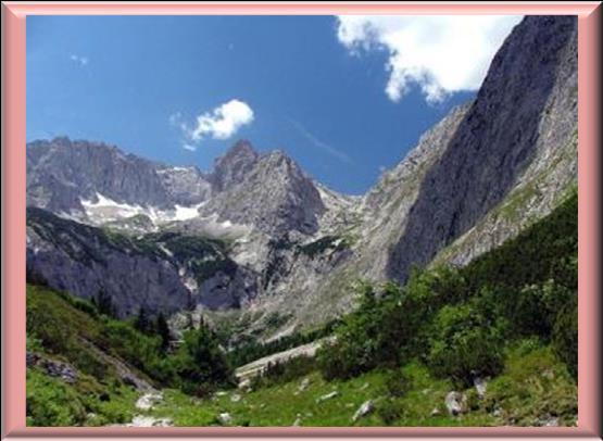 Zugspitze a Alpspitze Nádherné vápencové pohoří Wetterstein se