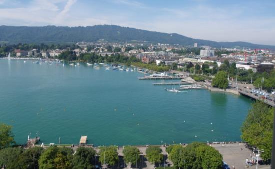 CYKLOTURISTKA OKOLO BODAMSKÉHO JEZERA Jedno jezero, tři země a bezpočet památek. 5. 5. 10. 5. 2018 8 550,-/8 150,- Kč Bodensee, vodní klenot pod Alpami a údajně jedno z nejčistších jezer v Evropě.