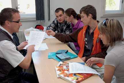 představují dny otevřených dveří, při nichž pedagogové SVŠE Znojmo osobně