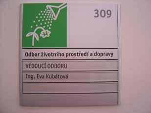 Kapitola 38 Jednotný vizuální styl města Další ukázky využití jednotného vizuálního stylu ve Zlíně jsou na DVD v části Další ilustrační materiály.