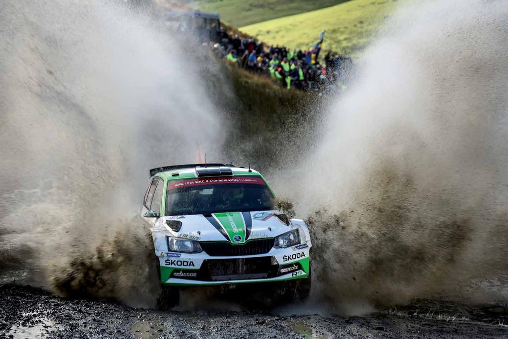 PODNIKATELSKÁ ČINNOST TÝM ŠKODA MOTORSPORT ZAŽIL DALŠÍ ÚSPĚŠNOU SEZONU ŠKODA má za sebou další výbornou sezonu v oblasti motorsportu.