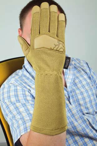 Comfort - elastic knitted fabric color variation: black, beige, green Palm: Goatskin leather with hydrophobic treatment Wristband: Elastic knitting made with Nomex fiber Reinforcement: Leather