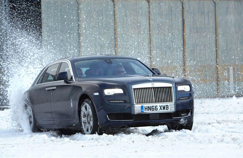 Připravila Vlasta Holéciová Naším cílem bylo dokázat, že vozy Rolls-Royce si s grácií sobě vlastní poradí i na zasněžených klikatých cestách a ne nadarmo se vozům Rolls-Royce říká, že jsou nejlepší