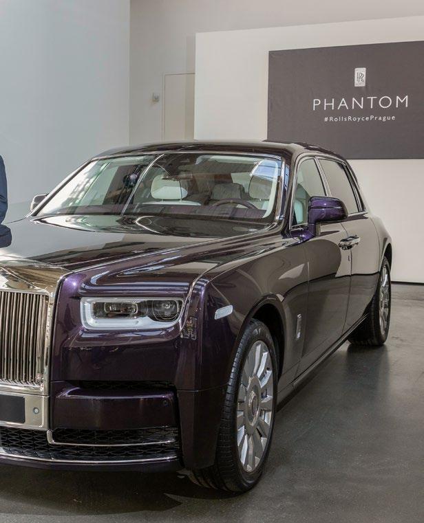 CARTEC NEWS NOVINKA 09 PŘI RYCHLOSTI 100 km/h JE O 10 % TIŠŠÍ NEŽ PŘEDCHŮDCE ČEŠTÍ ZÁKAZNÍCI SI NOVÝ PHANTOM ZAMILOVALI Phantomu může trvat šest, ale třeba i jedenáct měsíců.