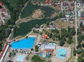 Na kúpalisku nájdete 7 vonkajších bazénov a 1 krytú plaváreň, medzi nimi masážny bazén, vonkajší sedací bazén s celoročnou prevádzkou a jedinečný bazén s umelým vlnobitím na Slovensku, detský bazén,