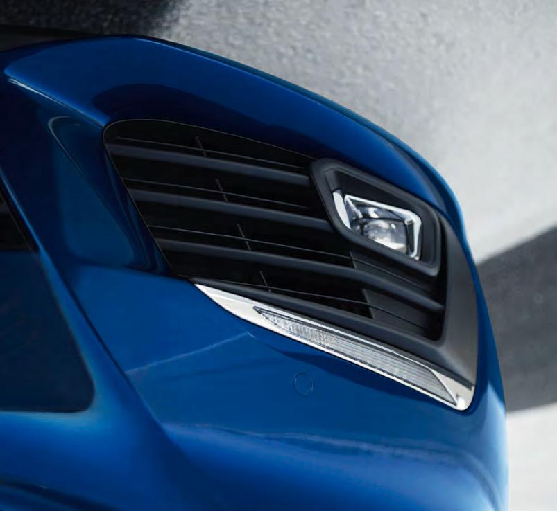 Charakter nového PEUGEOT 308 je zdôraznený integrovaným svetelným podpisom Full LED* svetlometov, ktoré podčiarkujú jeho temperament vo dne aj v noci.