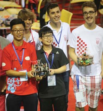 Matko Pribičević na svjetskom natjecanju Robocup Junior 2015 Na svjetsko prvenstvo dolaze najbolje ekipe iz više desetaka država, uključujući: SAD, Kinu, Japan, Njemačku i druge.