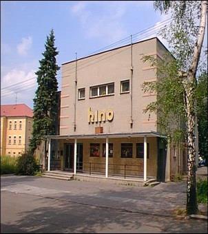 vybudována i rozlehlá školská čtvrť, jejíž budoucí studenti měli ke sportovním aktivitám využívat městského stadion.