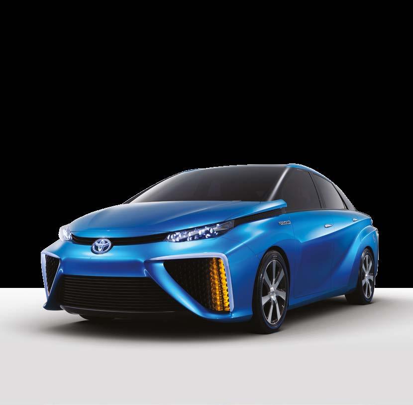 Na základe skúseností získaných v rámci programu Toyota FCV vytvorili konštruktéri Toyoty plnohodnotný automobil s výkonom porovnateľným s vozidlami poháňanými spaľovacími motormi a zároveň veľmi